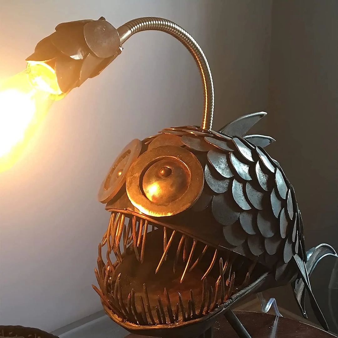 Lisslune | Glowfish Retro Table Lamp