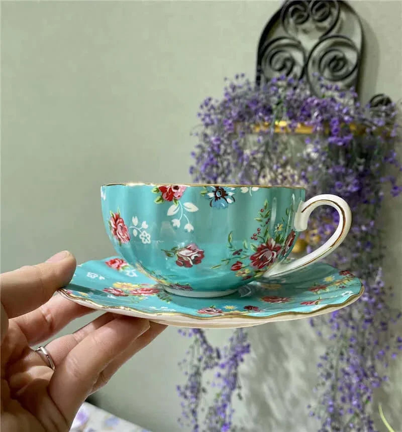 Lisslune | Elegant Bone China Porcelain Coffee Cup - Luxurious and Unique Design