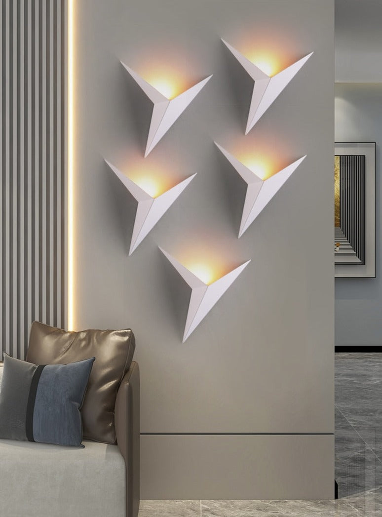 Lisslune | TriGlow – Triangular Wall Lamp for Sleek, Modern Lighting
