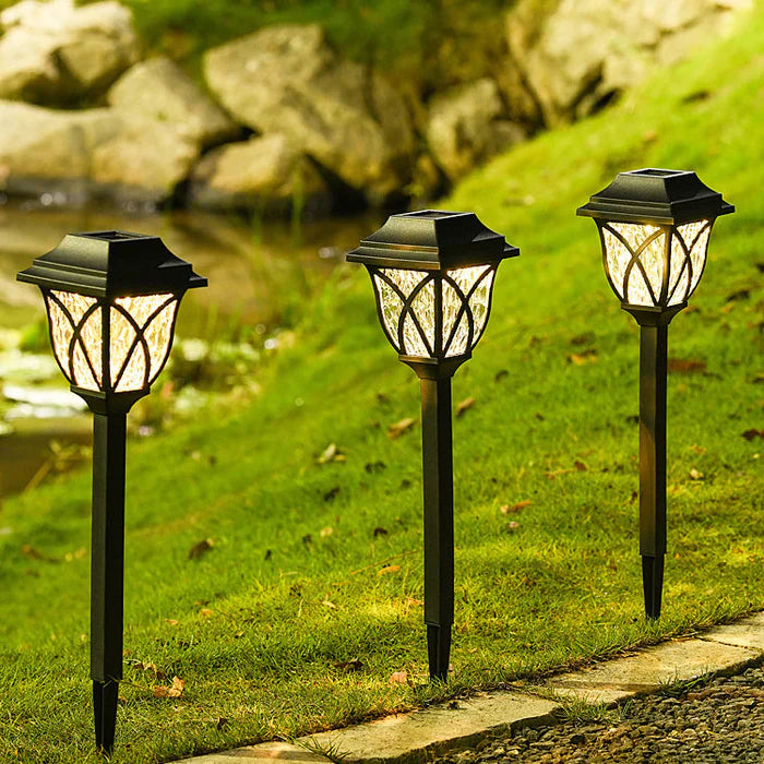 Lisslune | Solar Garden Lighting with Natural Charm – Elegant Lamps for Outdoor Use