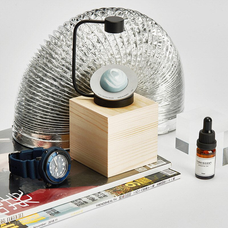 Lisslune | Levitating Saturn Life Aromatherapy Home Decor