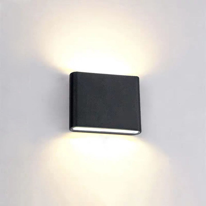 Lisslune | GuardGlow – Waterproof Wall Lamp with Weather-Resistant Design