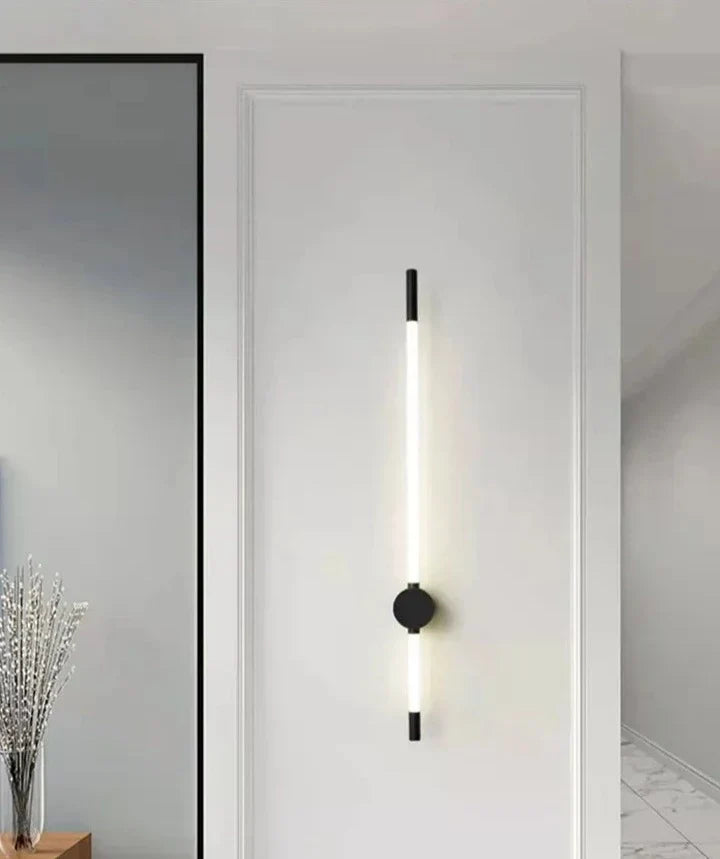 Lisslune | AstraBeam – Vertical LED Wall Lamp for Modern Interiors