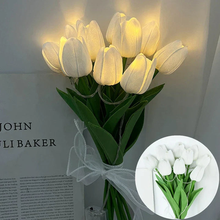 Lisslune | LED lamp with artificial tulip bouquet perfect for gifts or as wedding party home decorations