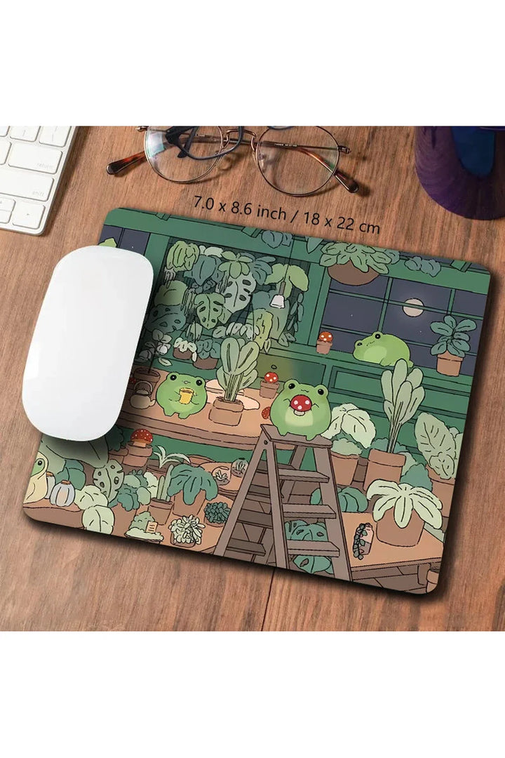 Lisslune | Nature Gaming Deskmat