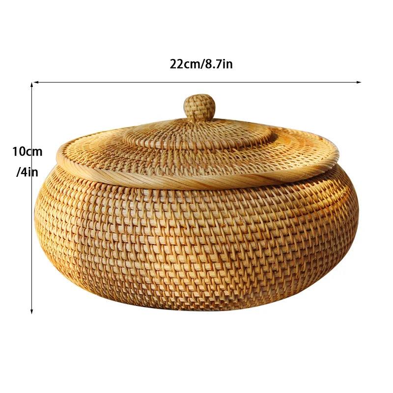 Lisslune | Elegant handwoven rattan storage chest - Stylish organizer for any room