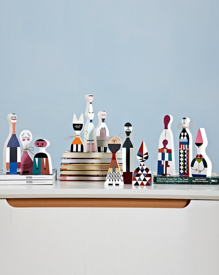 Lisslune | Handcrafted Wooden Figures