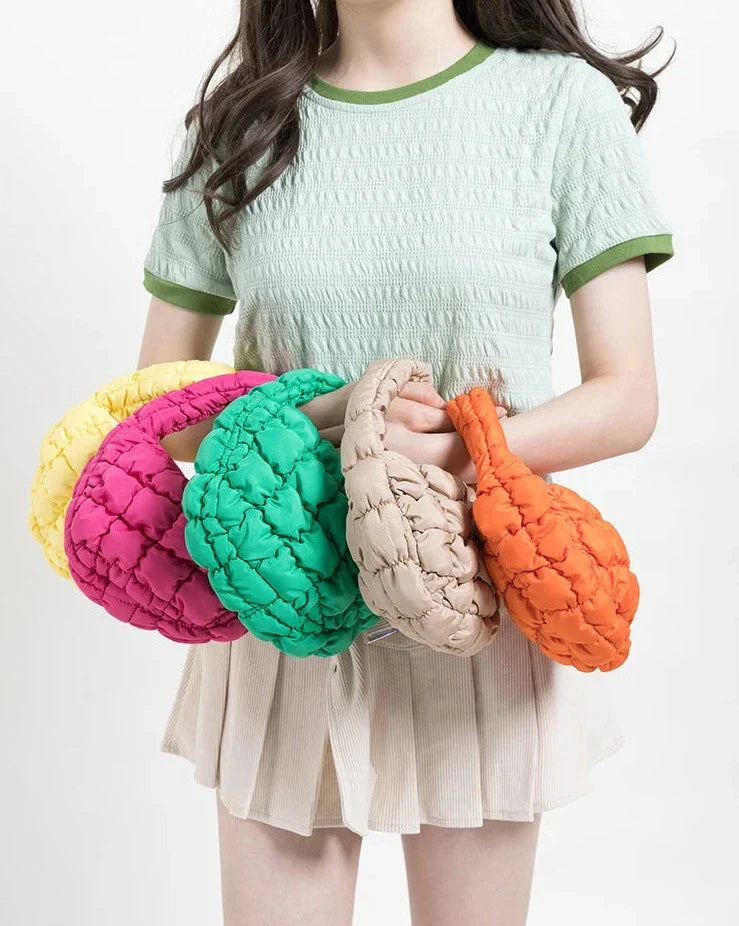 Lisslune | Lively quilted round mini bag