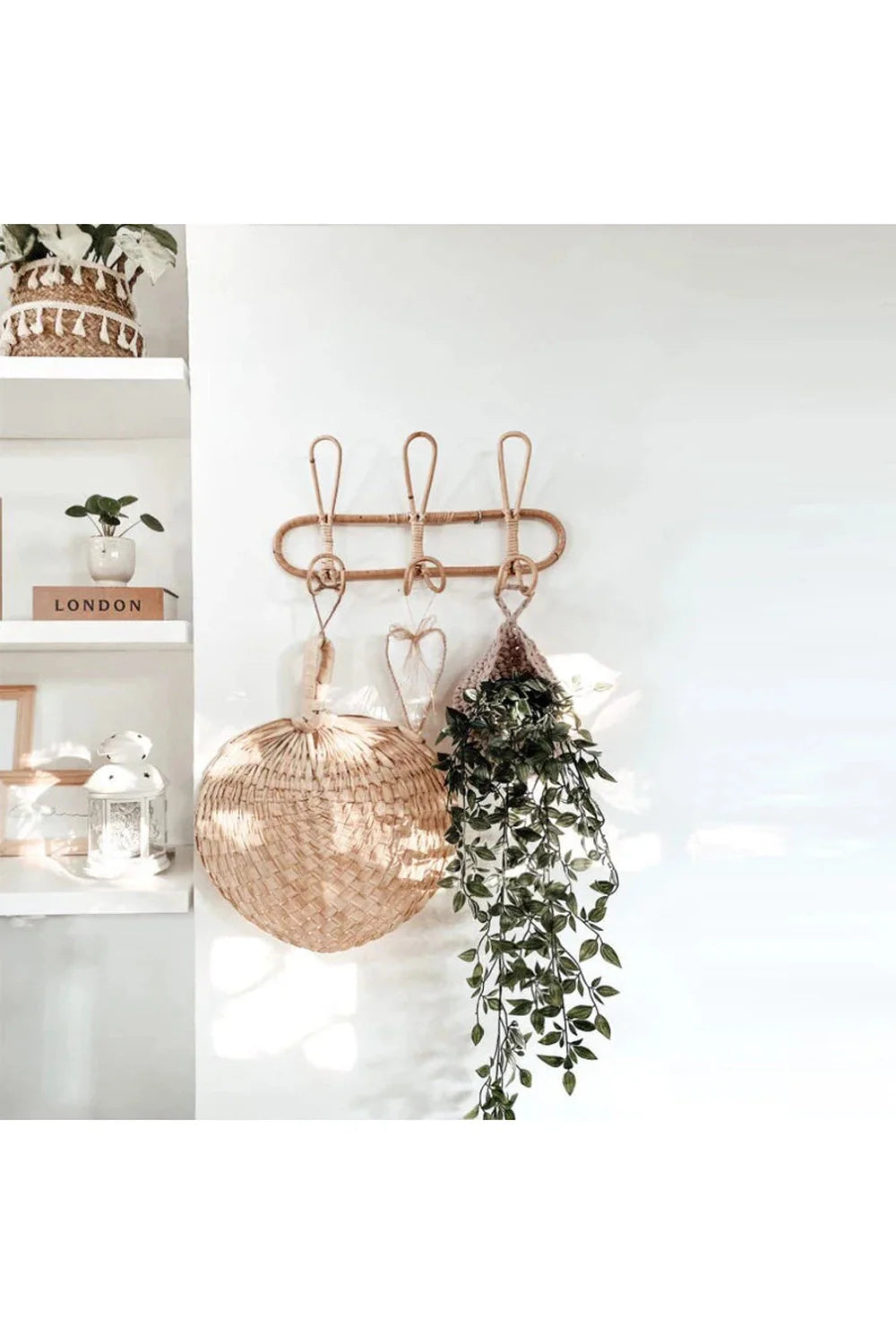Lisslune | Wall-mounted hooks