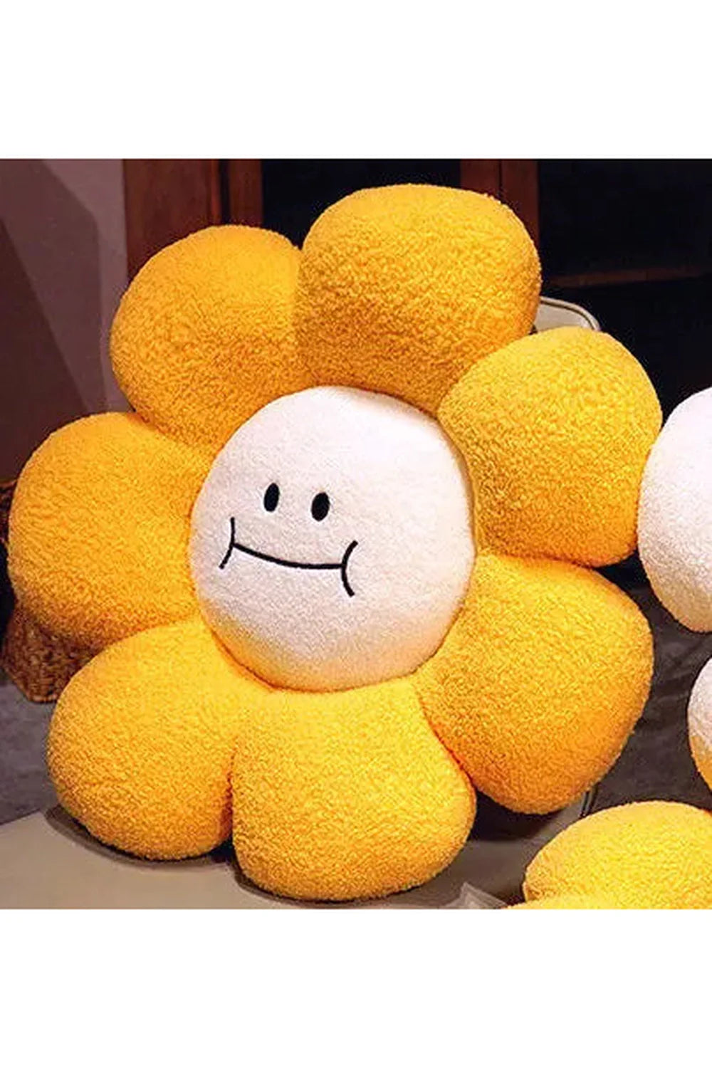 Lisslune | Smile Pillow