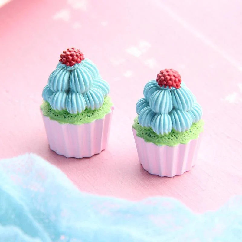 Lisslune | Kawaii 5-piece Miniature Strawberry Heart & Star Resin Cupcake Making Set