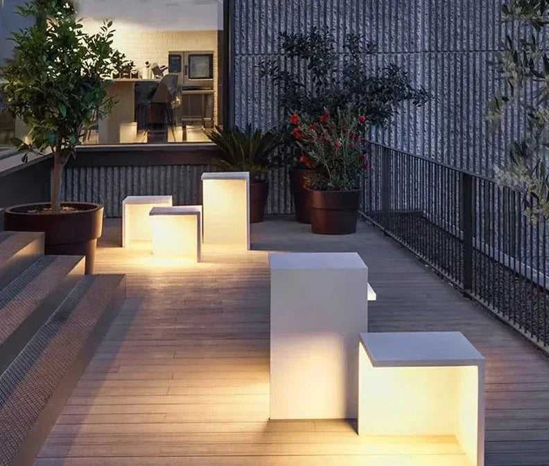 Lisslune | OutdoorSafe - Waterproof Courtyard Lighting