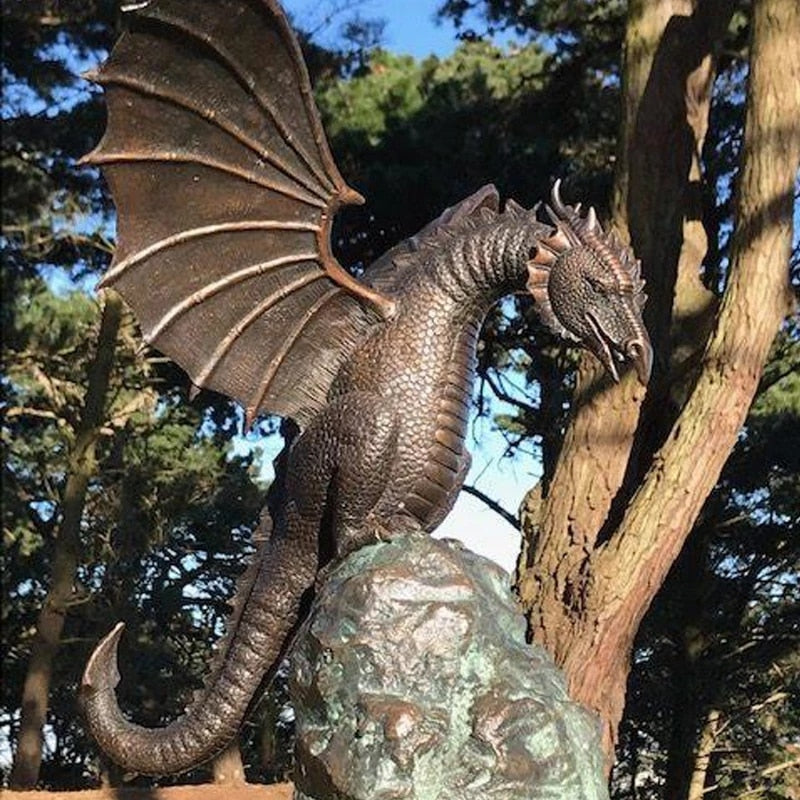 Lisslune | Majestic Fire-Breathing Dragon Fountain Sculpture