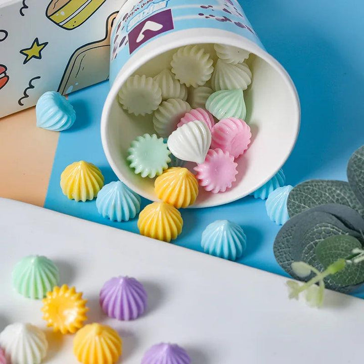 Lisslune | 30-piece realistic decorative artificial cake set for stunning food styling and photography