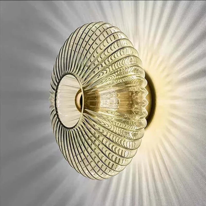 Lisslune | Radiant modern glass wall lamp