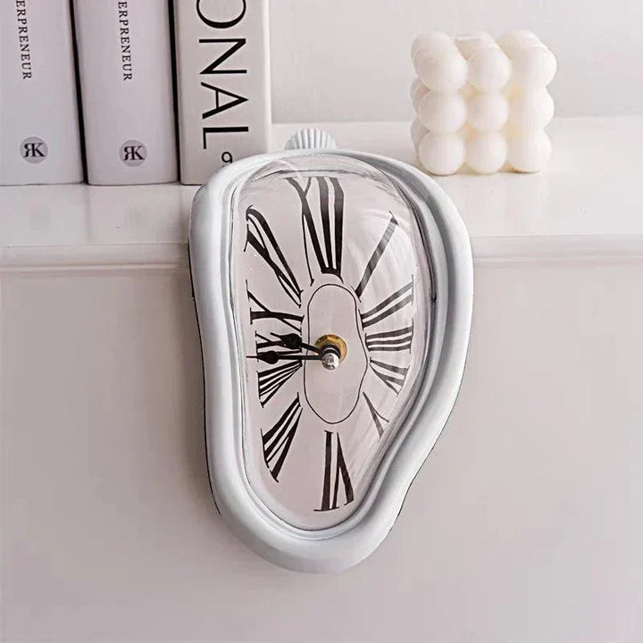 Lisslune | ArtMelt - Unique Art-Inspired Clock