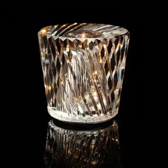 Lisslune | LumiGleam - Crystal faceted table lamp