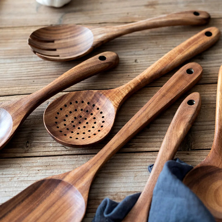 Lisslune | Kitchen Set Made from Natural Teak Wood