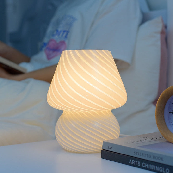 Lisslune | LED Desk Lamp in Mushroom Shape made of Glass