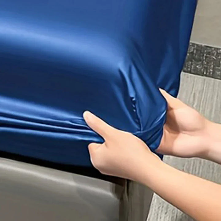 Lisslune | SatinDreams Luxury Fitted Sheet | Silky Satin Bed Sheet | Breathable & Cooling | Wrinkle-Free | Easy Care