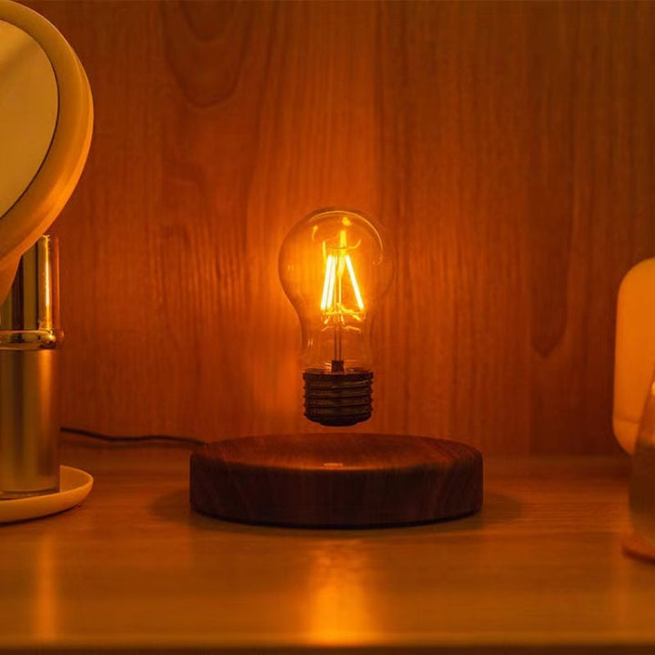 Lisslune | MagnaGlow floating pearl lamp