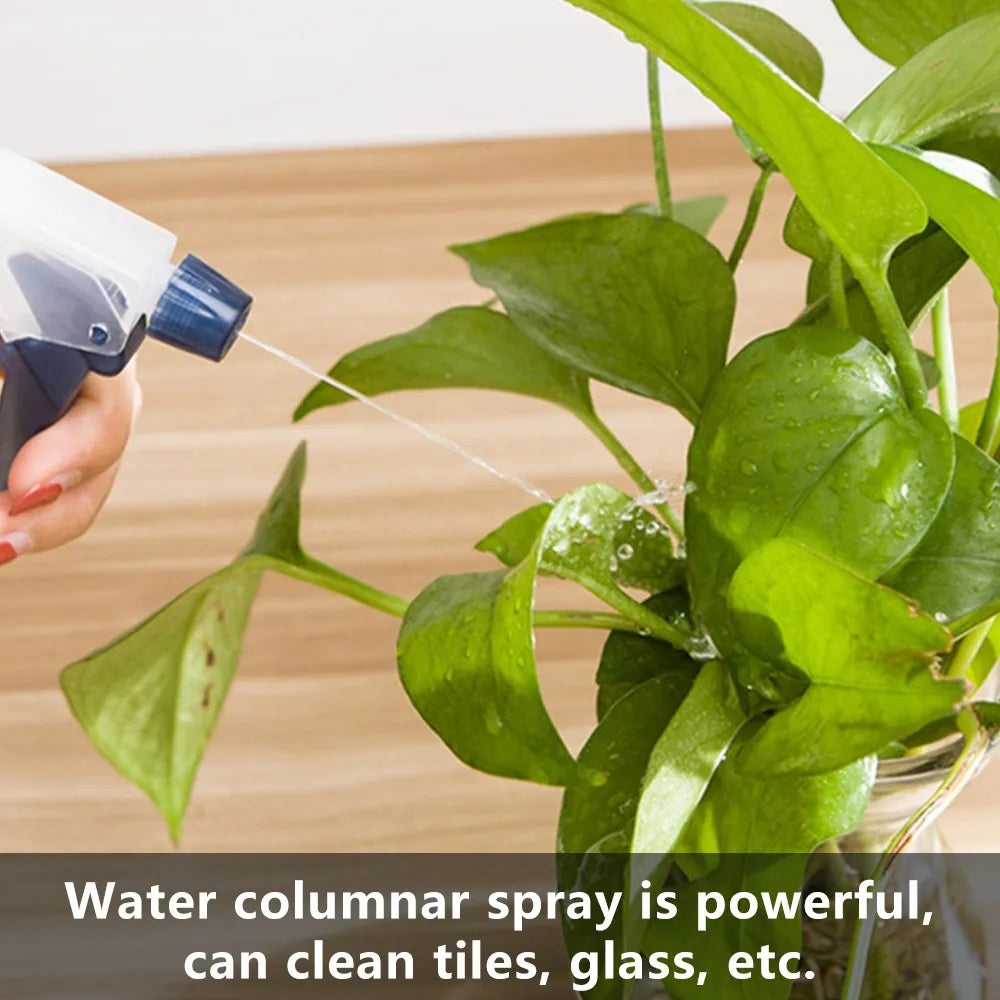 Lisslune | Adjustable spray bottle with ergonomic grip for easy handling and versatile use