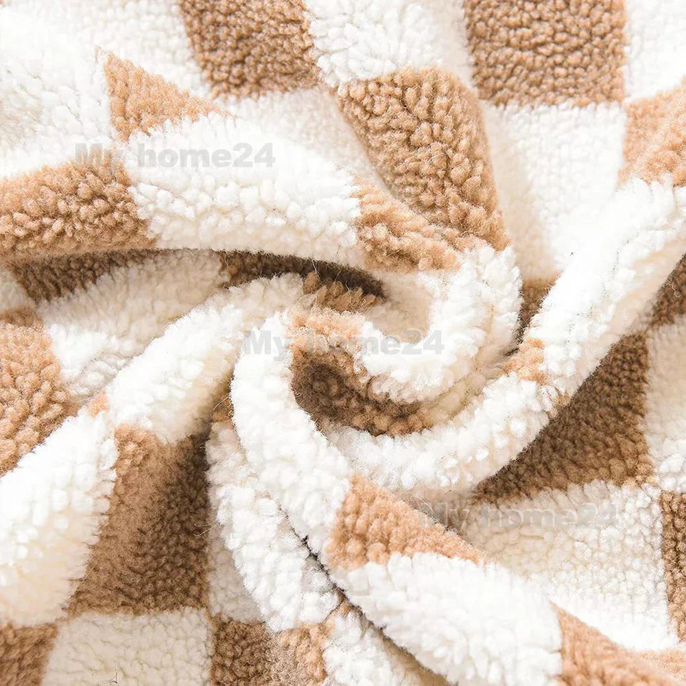 Lisslune | Checkerboard Synthetic Fur Pillowcase