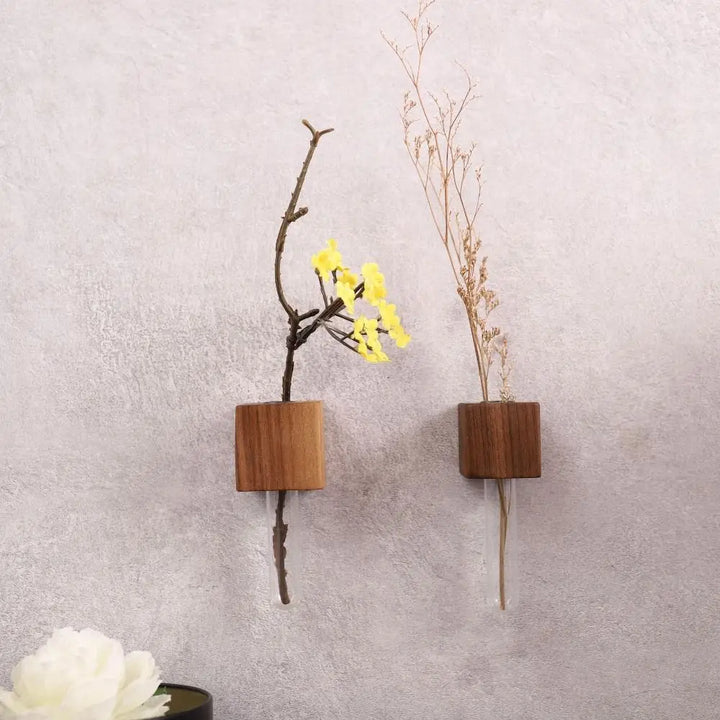 Lisslune | Wooden Magnetic Flower Tube Vase