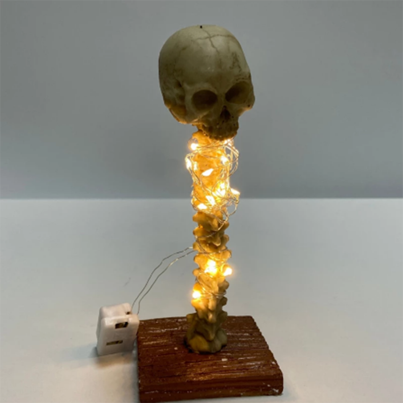 Lisslune | Skeleton Skull Table Lamp