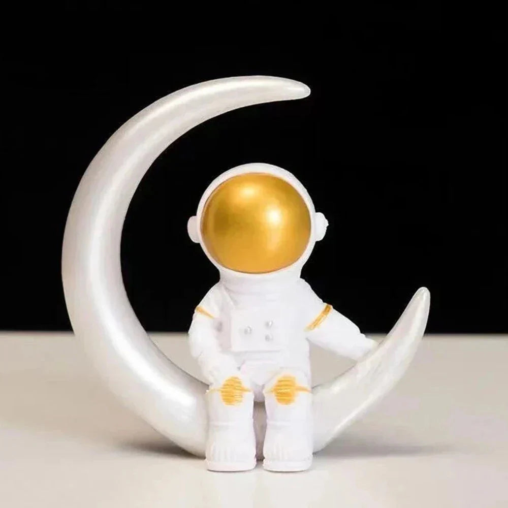 Lisslune | Resin Astronaut Figure Statue Space Traveler Sculpture Educational Toy Desk Decoration Astronaut Model For Children Gift