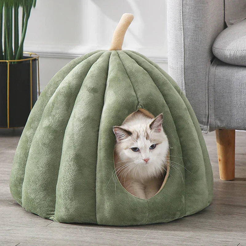 Lisslune | CozyNest Pumpkin Cat Bed – Warm, Washable & Comfortable Cat Hideaway