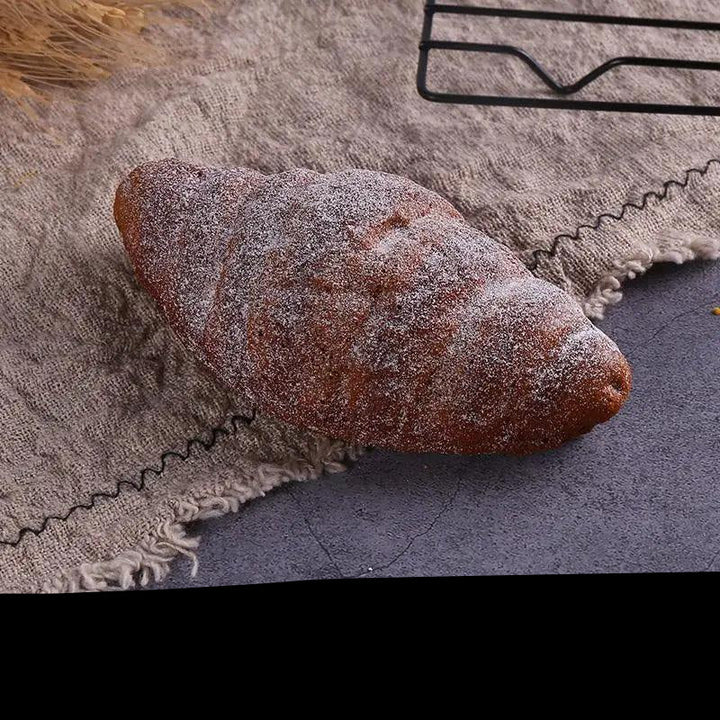 Lisslune | Life-like Synthetic Baker's Bread Set for Impressive Events and Photography