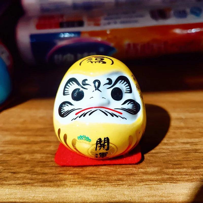 Lisslune | Charming Japanese Ceramic Lucky Cat Daruma Figurine for Home Decor and Gifts