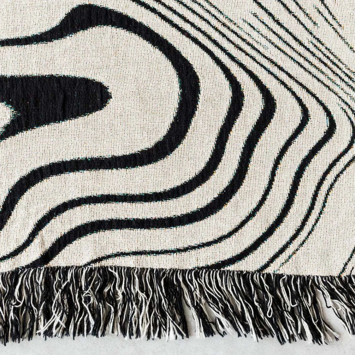 Lisslune | abstract waves throw blanket
