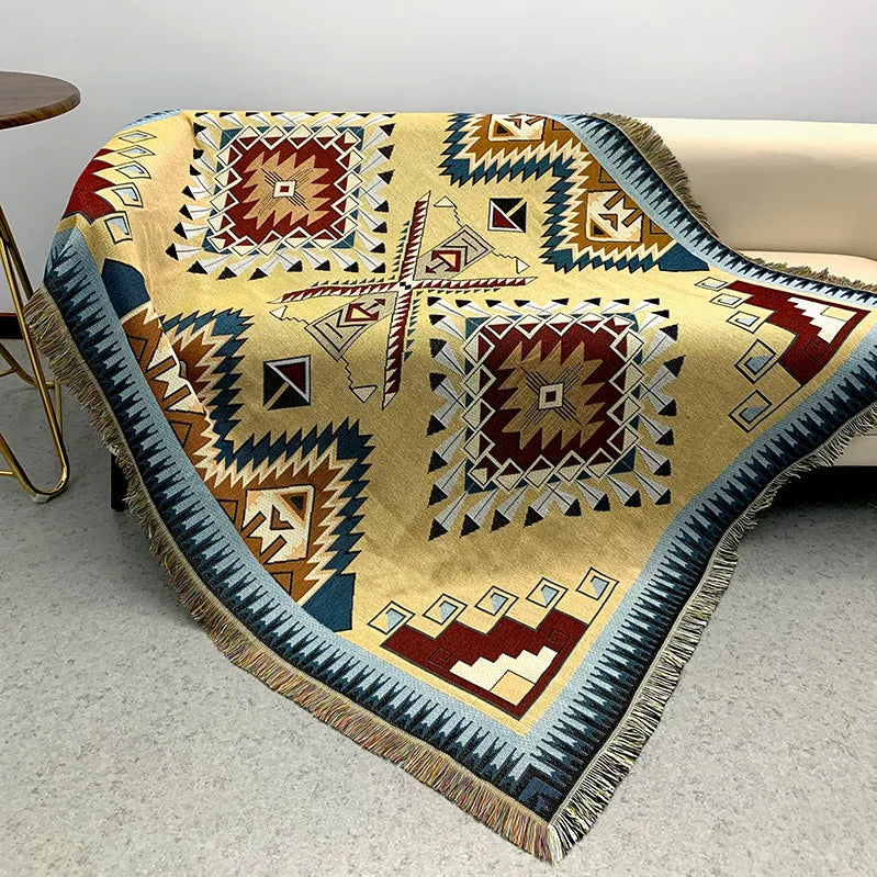 Lisslune | Woodland Celebration Blanket