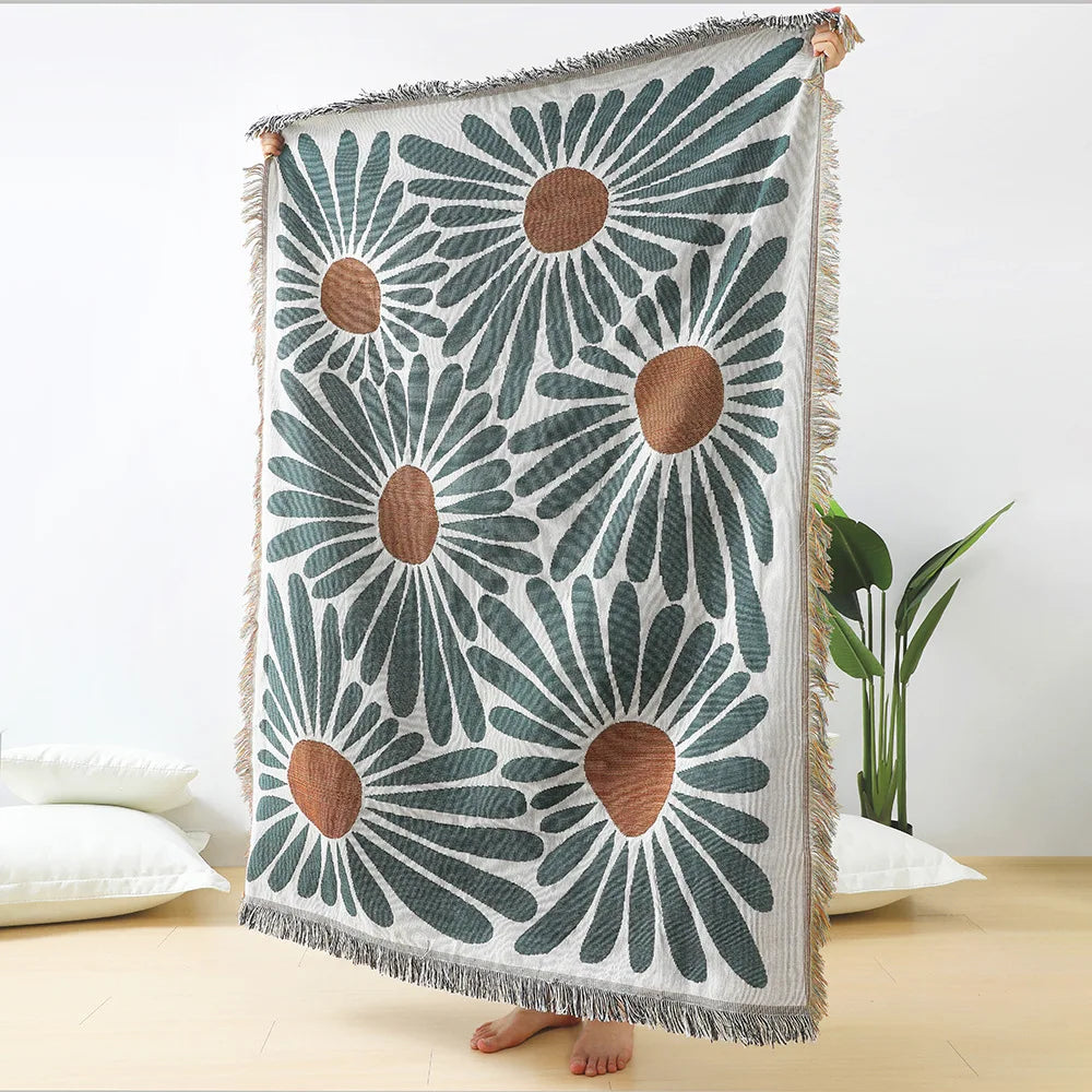 Lisslune | Daisy Wall Tapestry Blanket