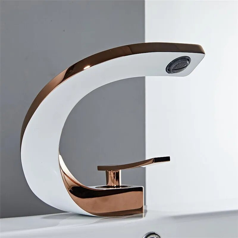 Lisslune | Nordic Arch Artistic Deck Mounted Faucet