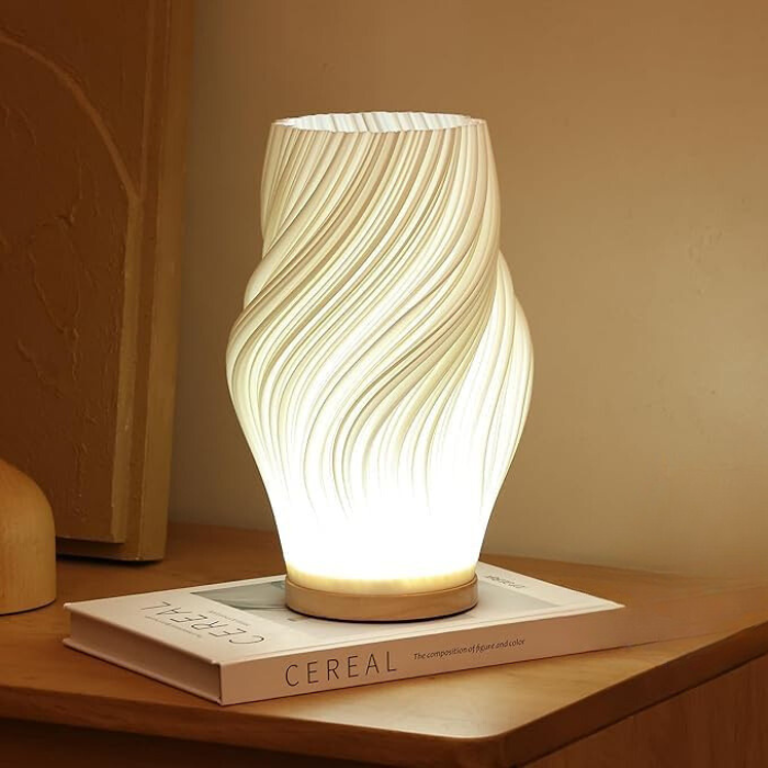 Lisslune | VelaLume - Reliable table lamp with wavy shade design