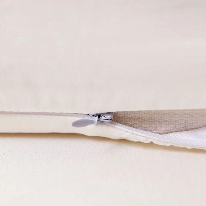 Lisslune | Mulberry silk pillowcase with Tencel for luxurious sleeping comfort