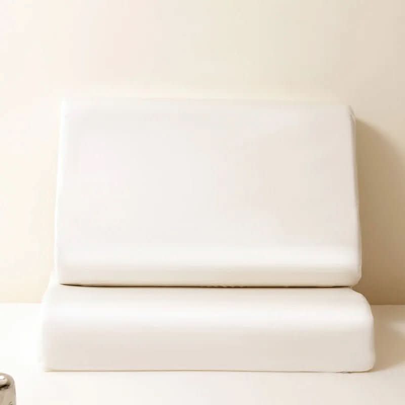 Lisslune | Mulberry silk pillowcase with Tencel for luxurious sleeping comfort