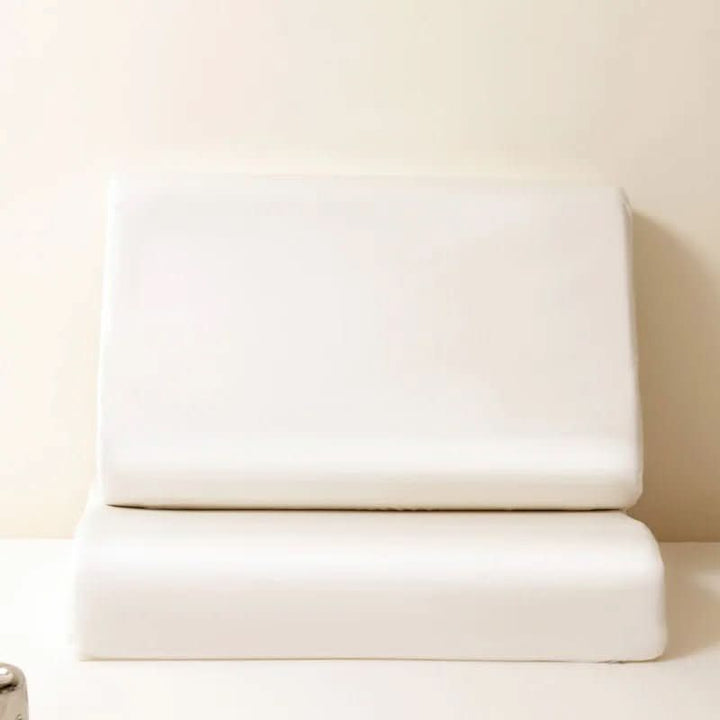 Lisslune | Mulberry silk pillowcase with Tencel for luxurious sleeping comfort