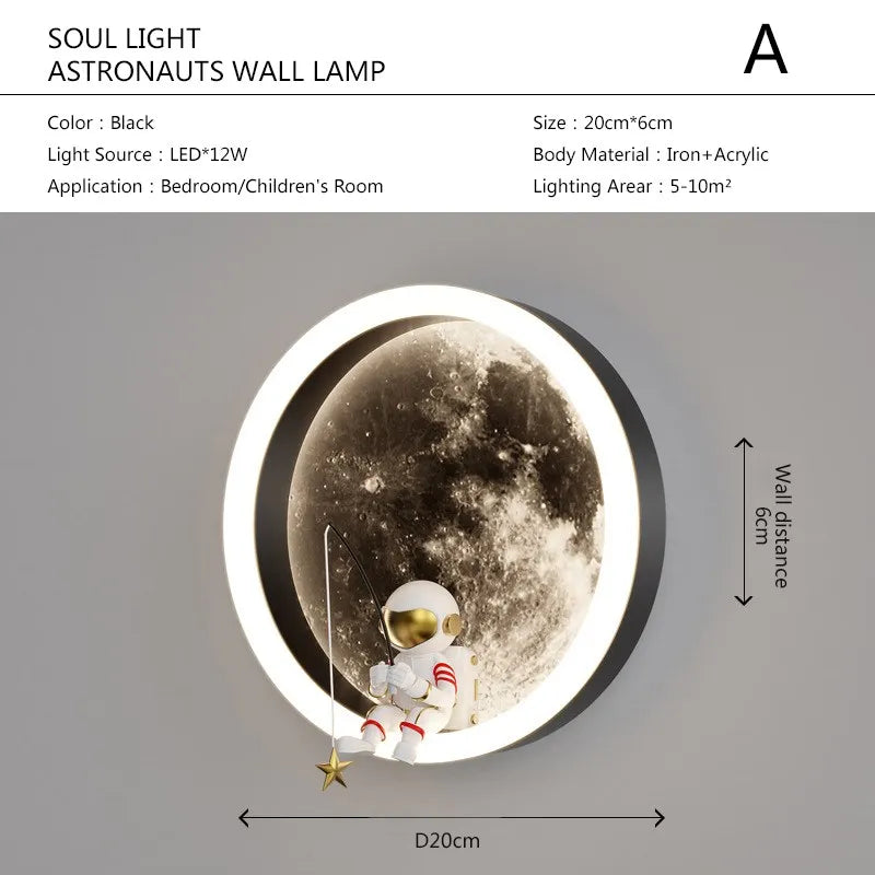 Lisslune | Astronaut On The Moon Wall Light