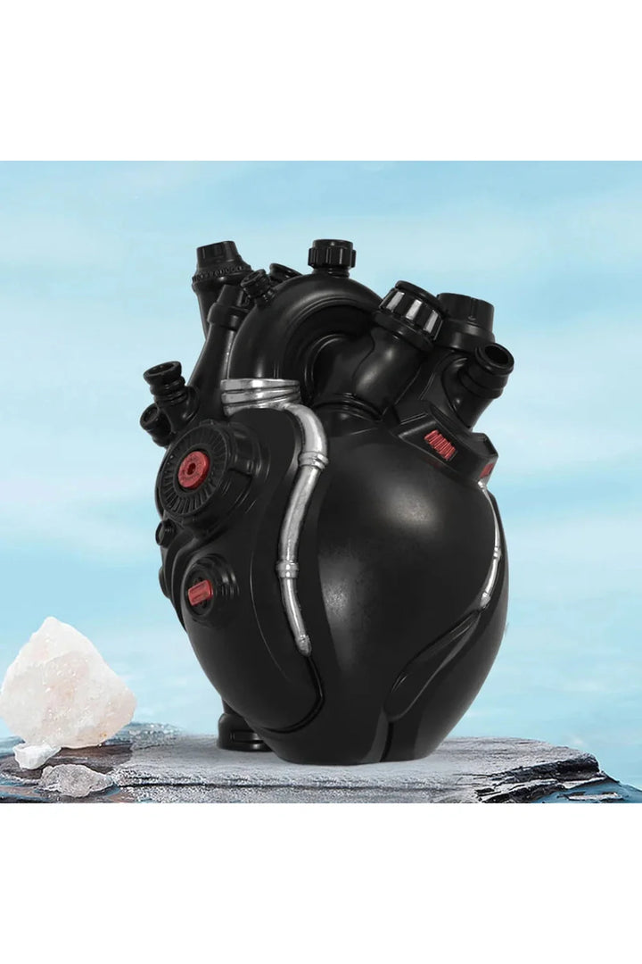 Lisslune | Resin Heart Vase