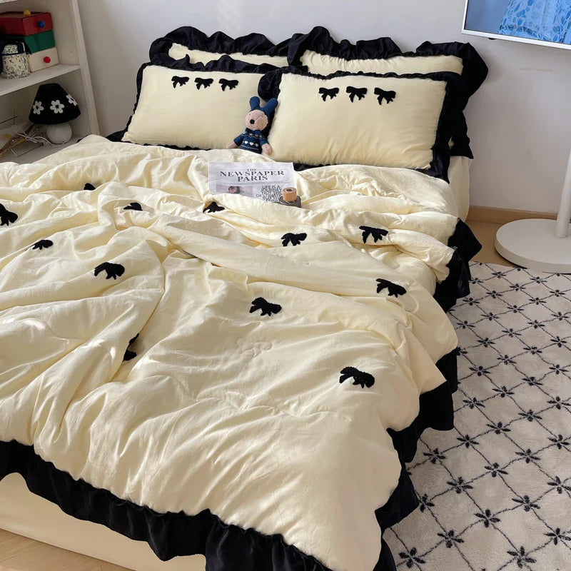 Lisslune | Einfarbige Klimaanlage Quilt Schwarze Schmetterlingsstickerei Einzelne Königin Bettwäsche Einfaches Rüschendesign Mädchen Kinder Quilt