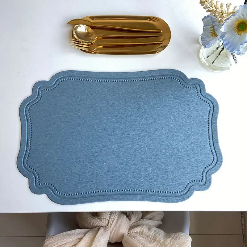 Lisslune | Zachary Placemat