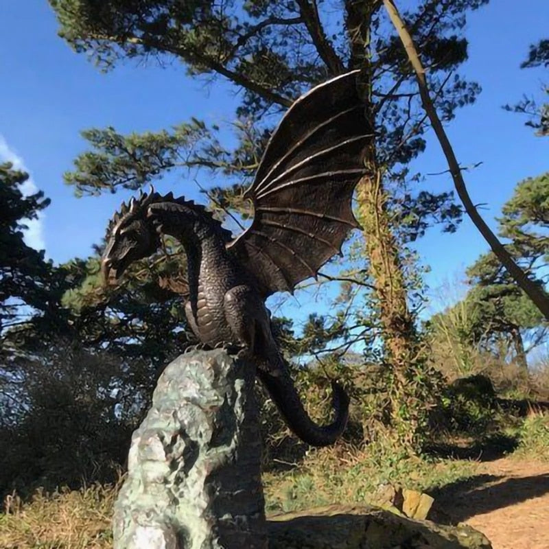 Lisslune | Majestic Fire-Breathing Dragon Fountain Sculpture