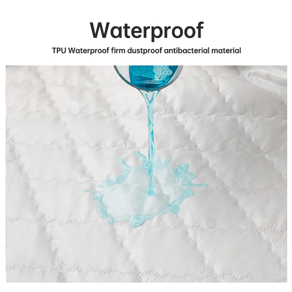 Lisslune | AquaGuard | Waterproof Mattress Protector | Breathable and Anti-Allergen