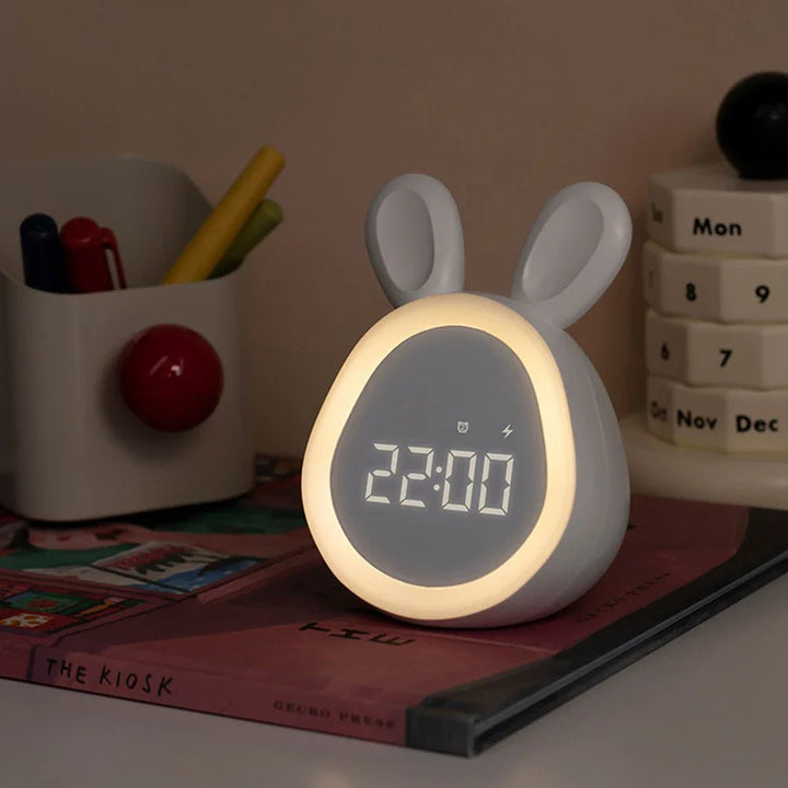 Lisslune | WakkerKonijn – Kids alarm clock with LED night light and playful rabbit design