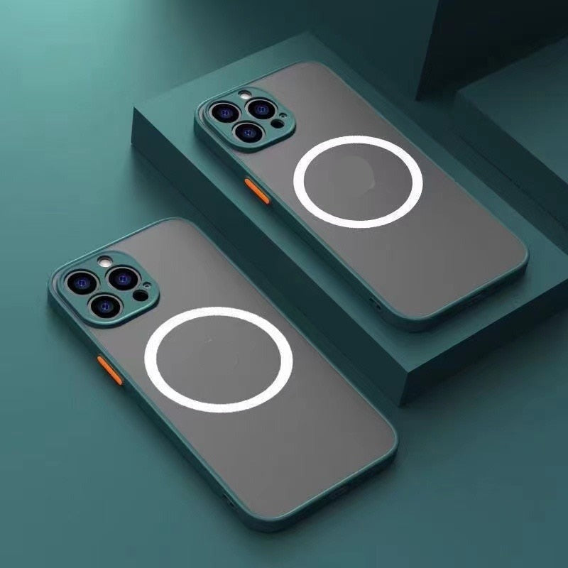 Lisslune | Mattes magnetic iPhone protective case for MagSafe inductive charger