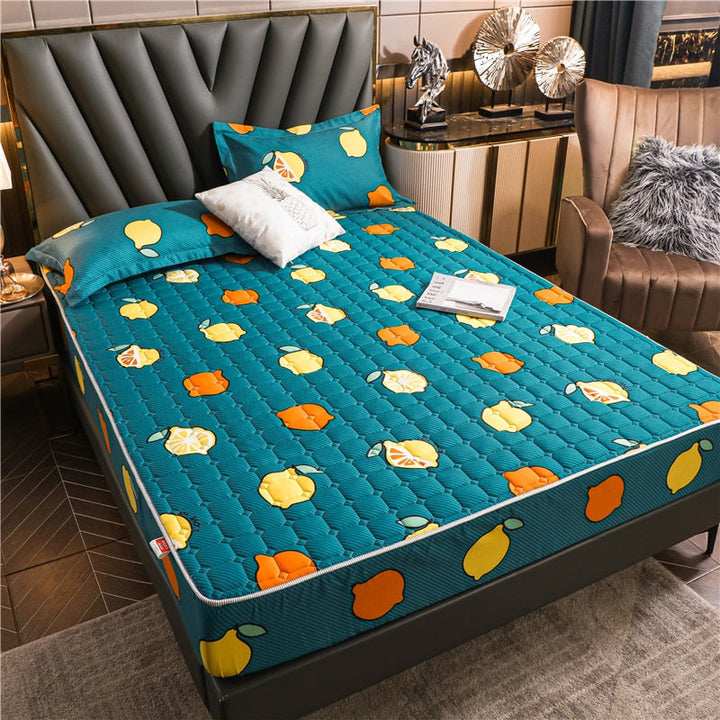 Lisslune | CozyCover padded fitted sheet for luxurious sleep